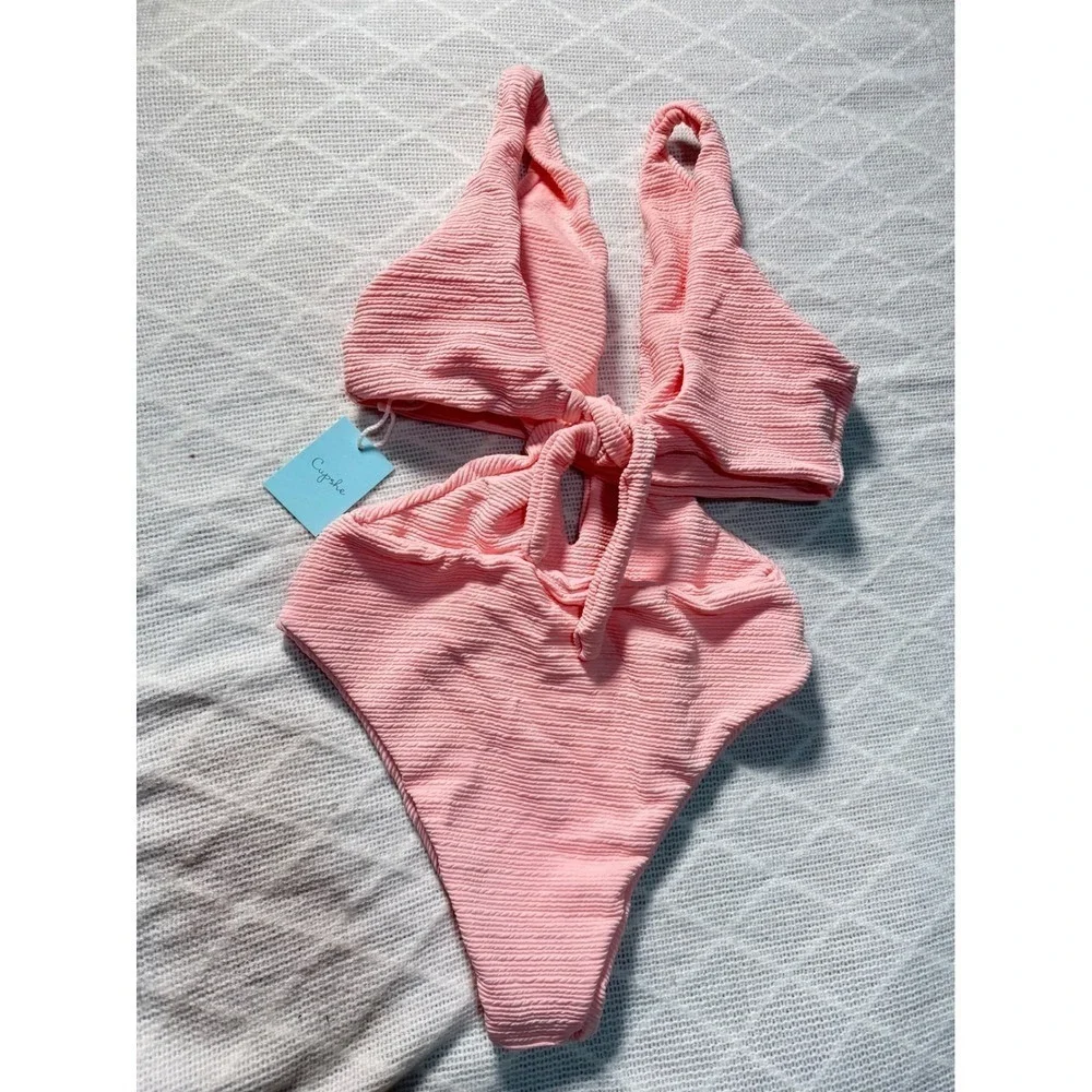 Cupshe Blush Twist One-Piece Swimsuit  pink‎ size L